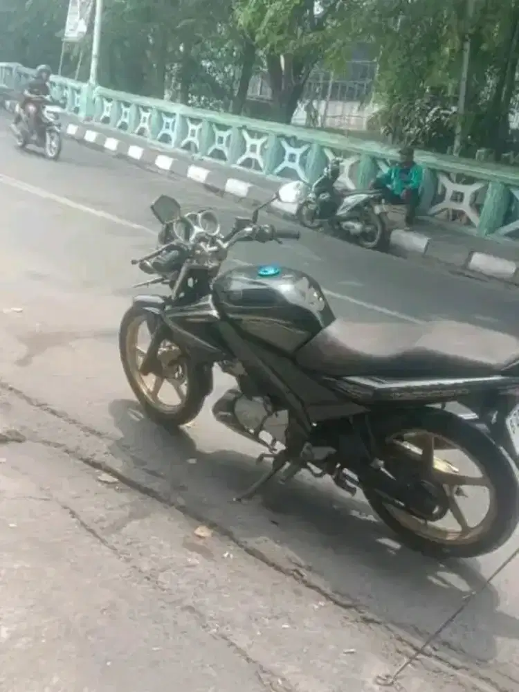 Vixion old 2010
