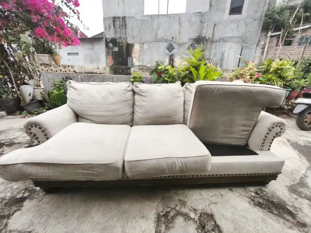 Di jual sofa merk Ashley Informa 3 Seater
