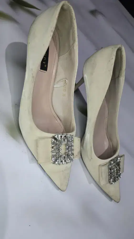 Heels brand genny.