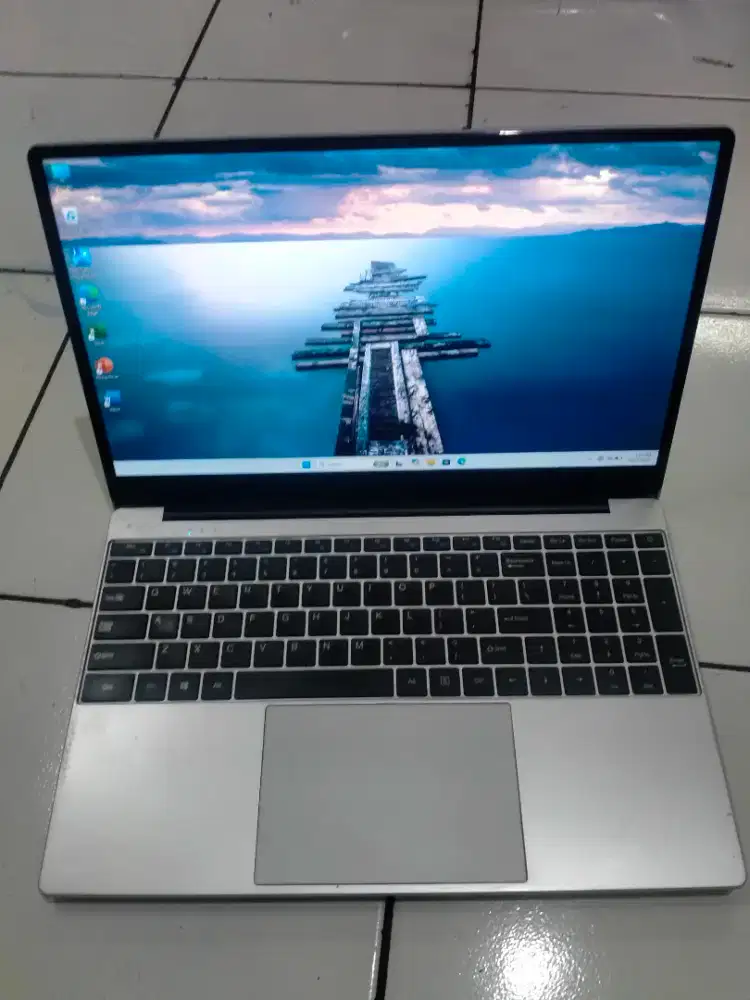 Laptop Intel notebookGo smallprem RAM DDR4 8Gb/SSD NVME 256G No minus