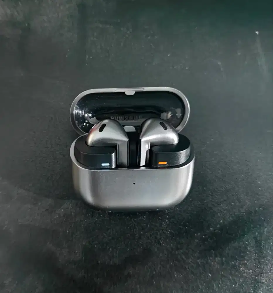 Galaxy Buds3 Second