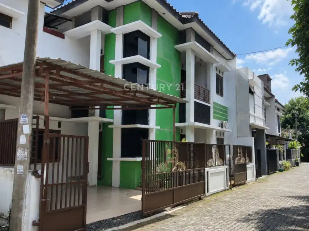 Rumah 3KT Semi Furnish Dalam Perumahan Dekat UII Ekonomi