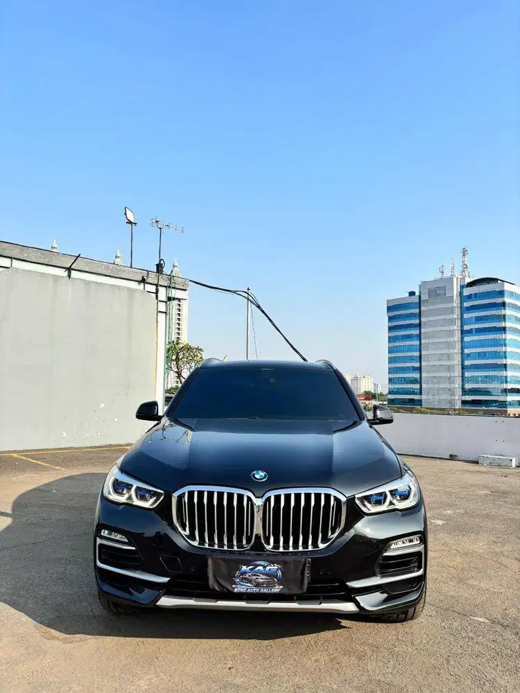 BMW X5 xDrive40i AT 2020