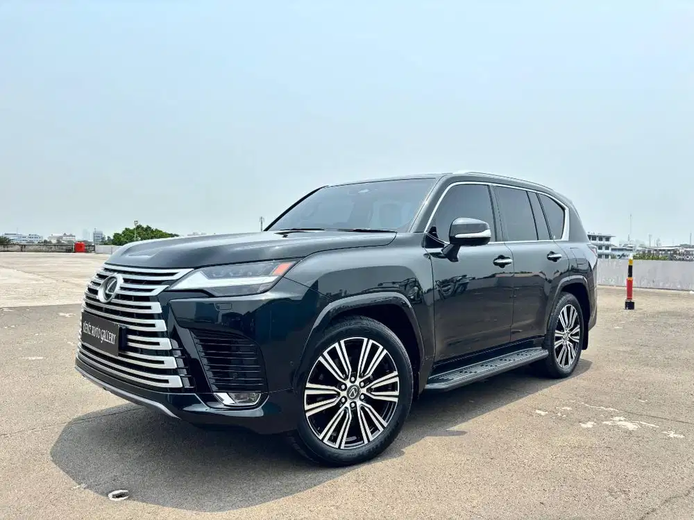 Lexus LX700H Hybrid AT 7-Seater 2026