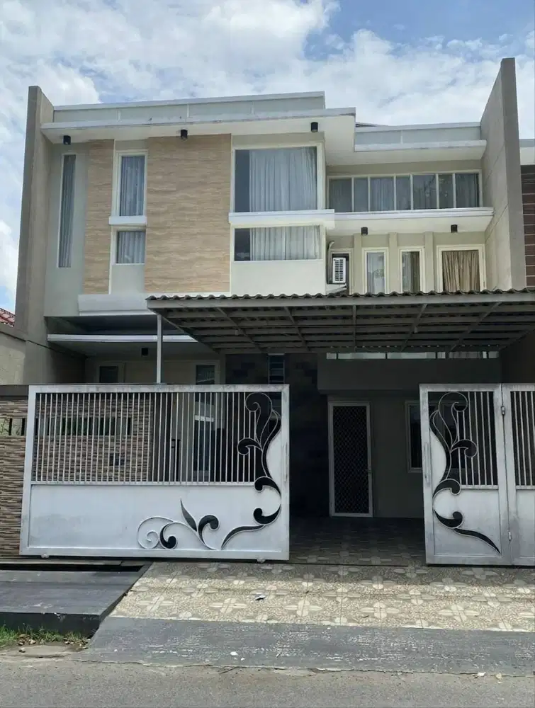 Dijual Rumah Jalan Manyar Full Furnish Siap Huni Bagus Terawat