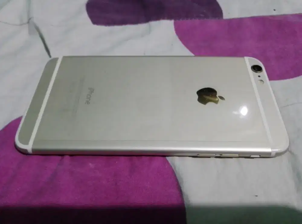 Iphone 6+ 64gb layar 5.5 inchi minus