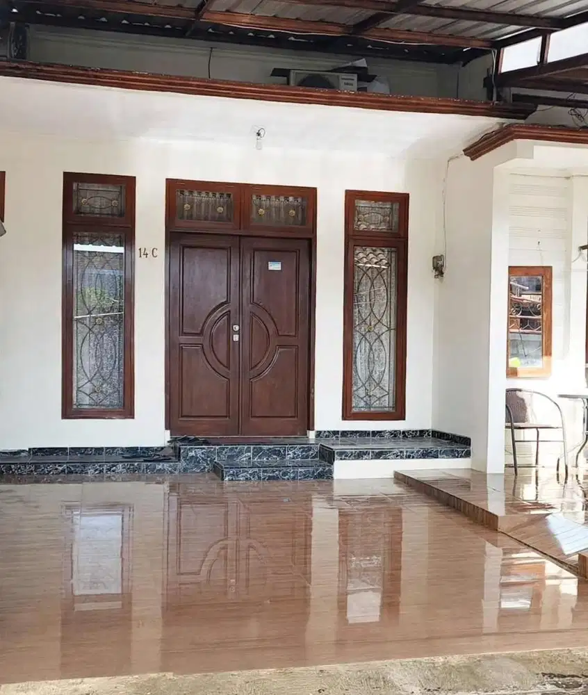 Rumah Taman Borubudur Soekarno Hatta Dekat Patung Pesawat