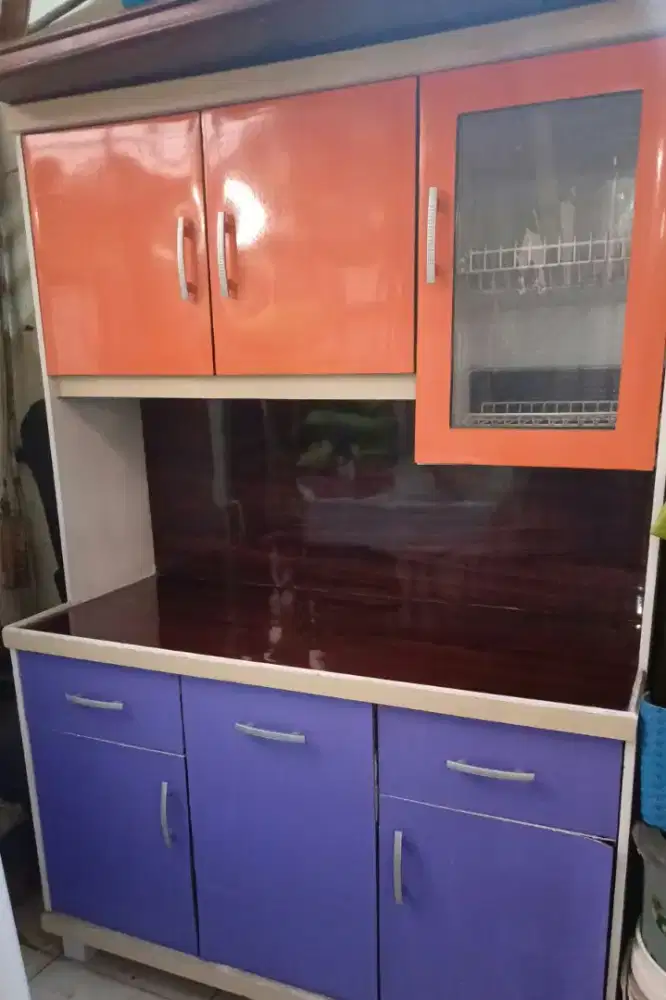 Di jual murah lemari sayur 3 pintu kayu bloktif..