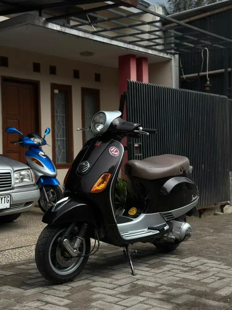 Piaggio Vespa LX 150 injeksi 2012
