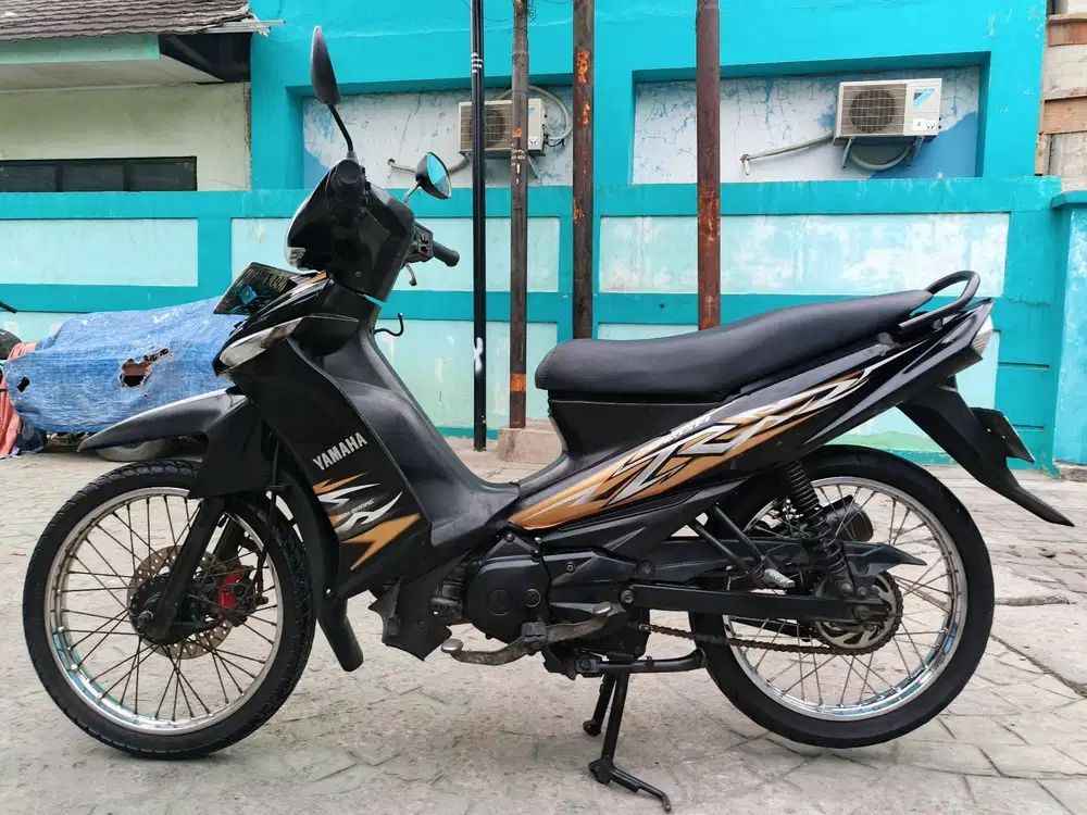Yamaha Vega ZR 2011 stater tokcer halus mulus terawat