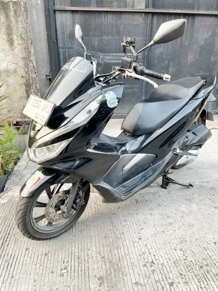 Honda PCX 150 Tahun 2019 Warna Hitam