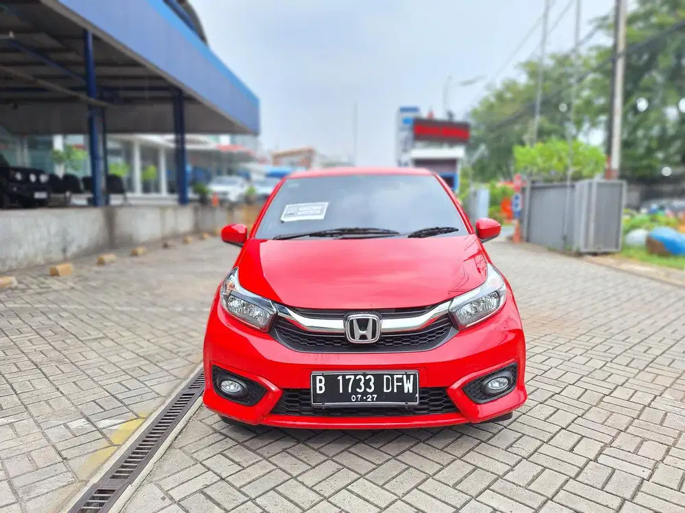 Angs Murah Honda Brio Satya 1.2 E Bensin-AT 2023 Abu-Abu CKIIB
