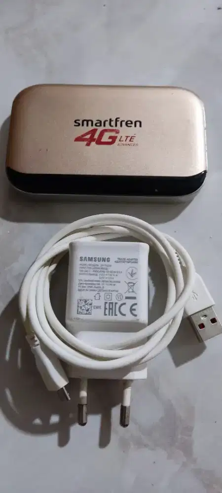 Modem Mifi Wifi 4G M5 Smartfren Andromax