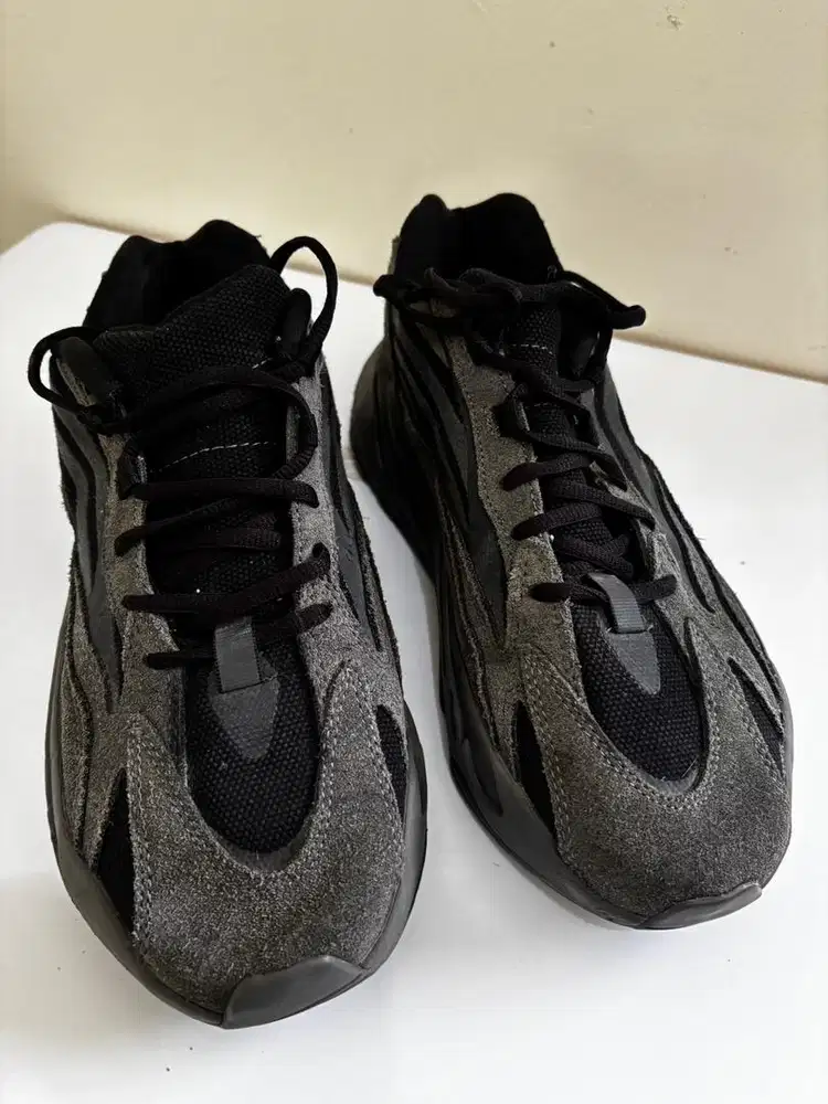 Sepatu adidas yeezy