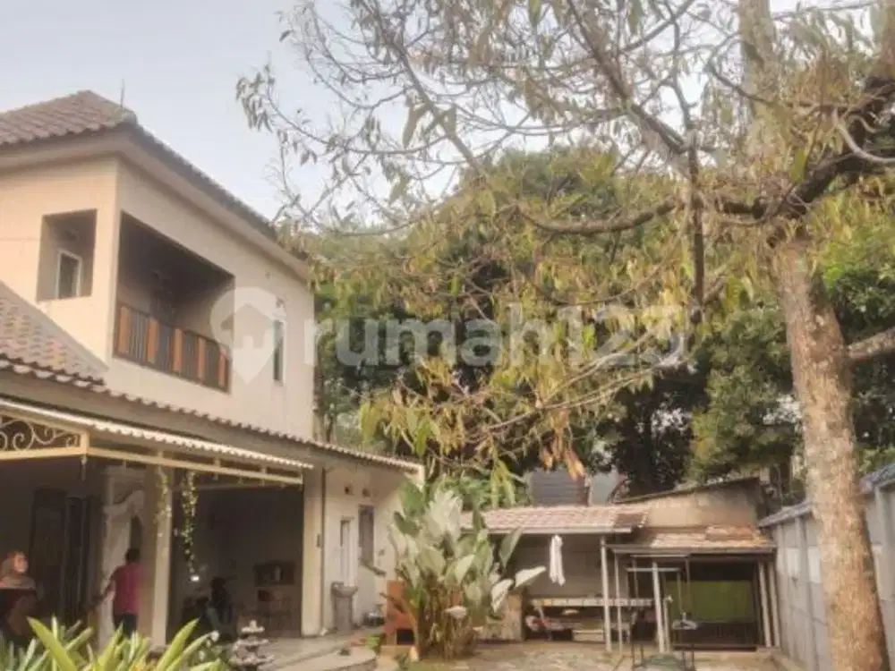 Rumah 2 Lantai SHM Leuwinanggung Cibubur Rapi Siap Huni
