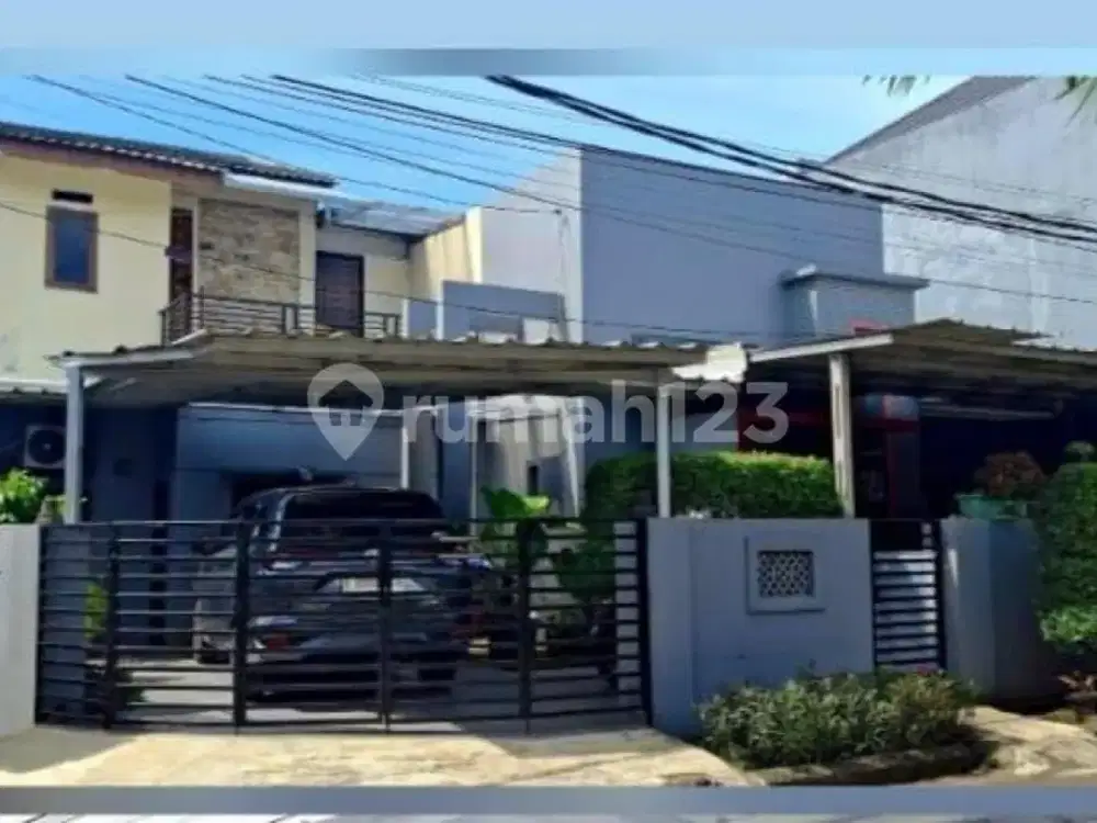 Rumah 2 Lantai Nusaloka BSD SHM Posisi Hoek Bangunan Rapi Siap Huni Akses Dekat Pintu Tol