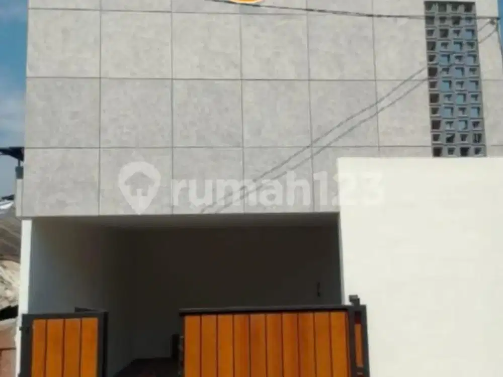 Rumah Kost 2 Lantai Aktif SHM Furnitur Bangunan Rapi Siap Huni Dalam Komplek