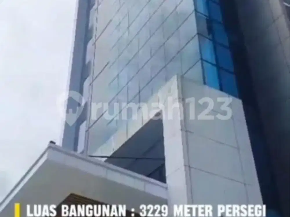 Perkantoran 8 Lantai Lokasi Strategis Mampang Jakarta Selatan SHM Siap Pakai
