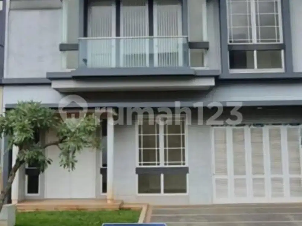Rumah 2 Lantai SHM Cbd Citragrand Cibubur Bangunan Mewah Rapi Siap Huni