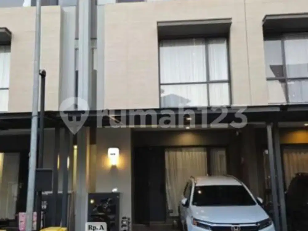 Rumah 2 Lantai SHM Citra 8 Kalideres Rapi Siap Huni Semi Furnitur