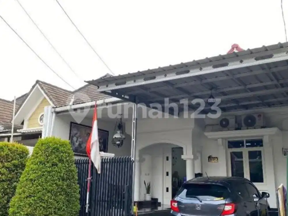 Jual Rumah Bukit Golf SHM Minimalis Rapi Siap Huni
