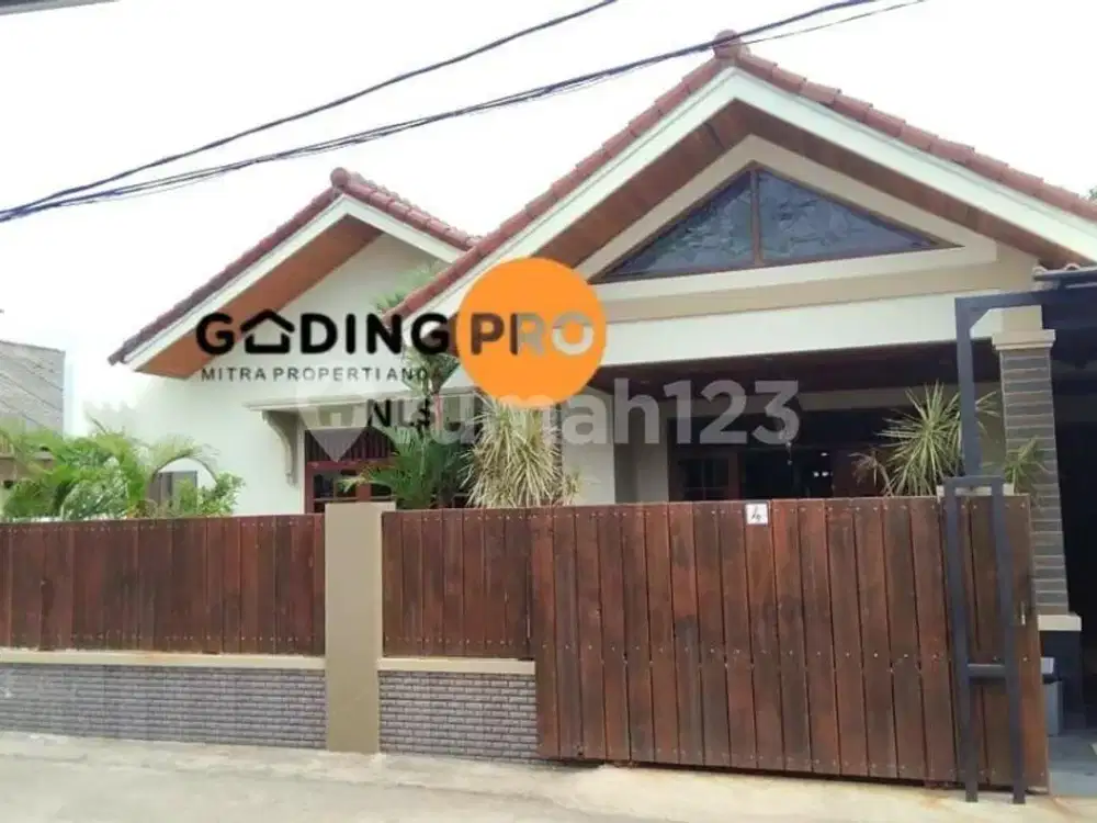 Rumah 1,5 Lantai SHM Cipayung Gempol Jakarta Timur Bangunan Terawat Rapi Siap Huni
