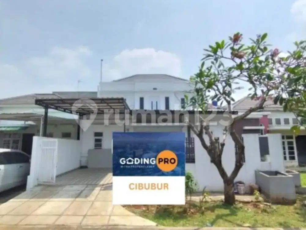 Rumah 2 Lantai SHM Boulevard Cibubur Country Terenovasi Rapi Siap Huni