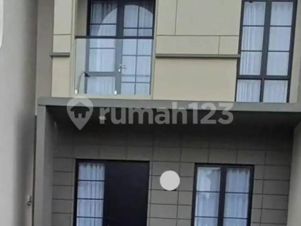 Rumah 2 Lantai Citraland Cileungsi Cibubur Rapi Siap Huni SHM