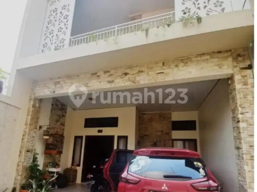 Jual Rumah Cipayung Jakarta Timur SHM Bangunan 2 Lantai Rapi Siap Huni
