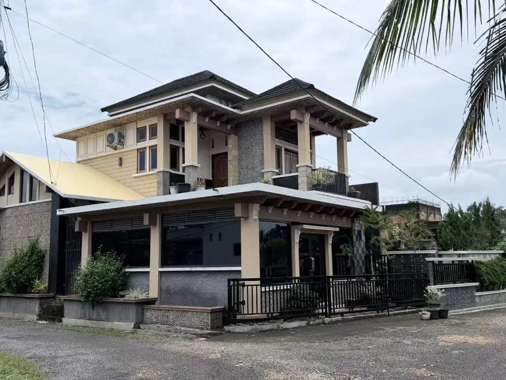 DIJUAL RUMAH 2 LANTAI – PAYAKUMBUH