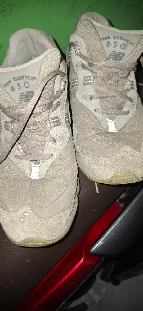 New Balance 850