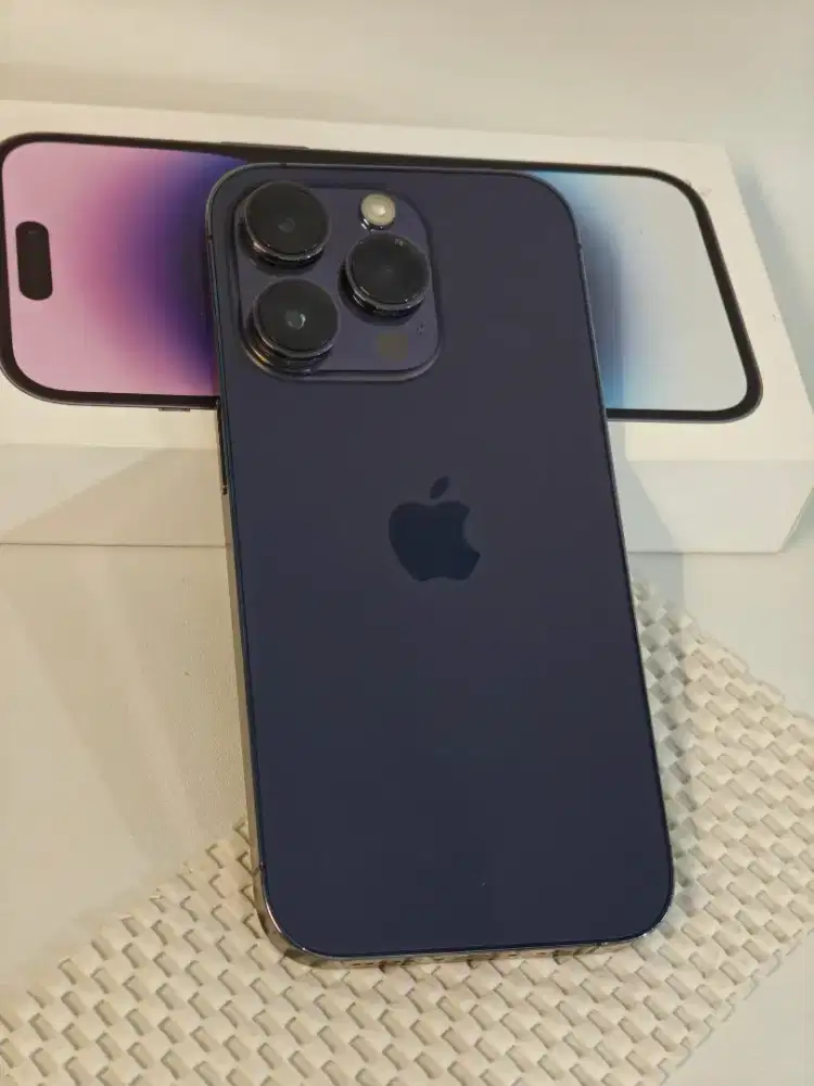 Iphone 14 pro 128 ibox bekas resmi- batere ori 82%