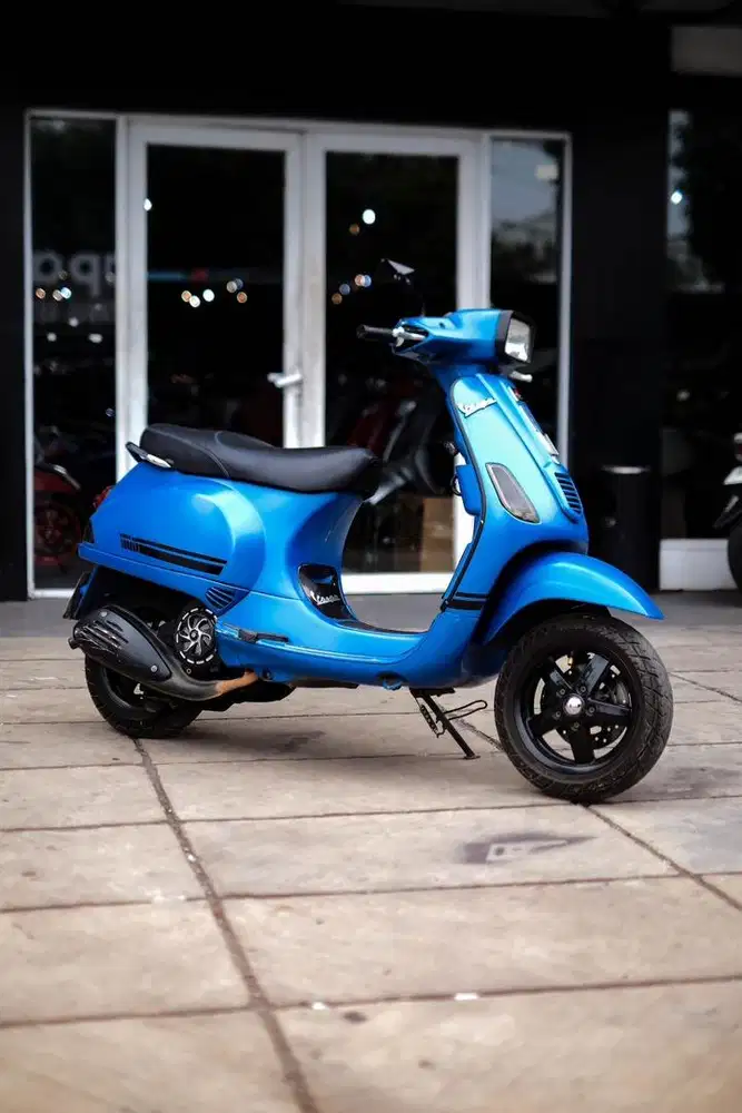 PIAGIO VESPA MATIC S 125 IGET TAHUN 2018