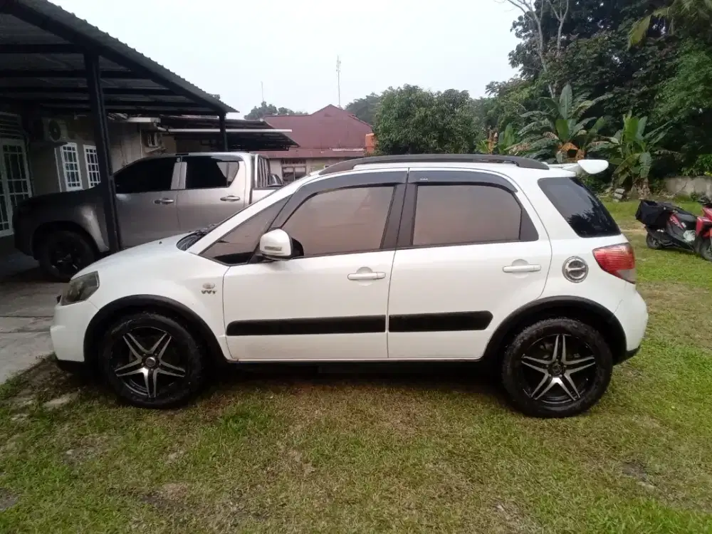 Suzuki SX4 MT 2012