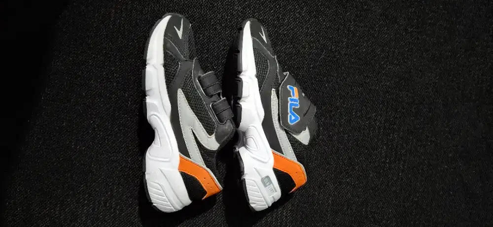 Sepatu Fila anak