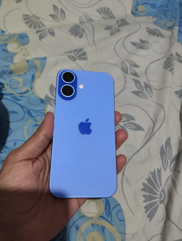 iPhone 16 128gb