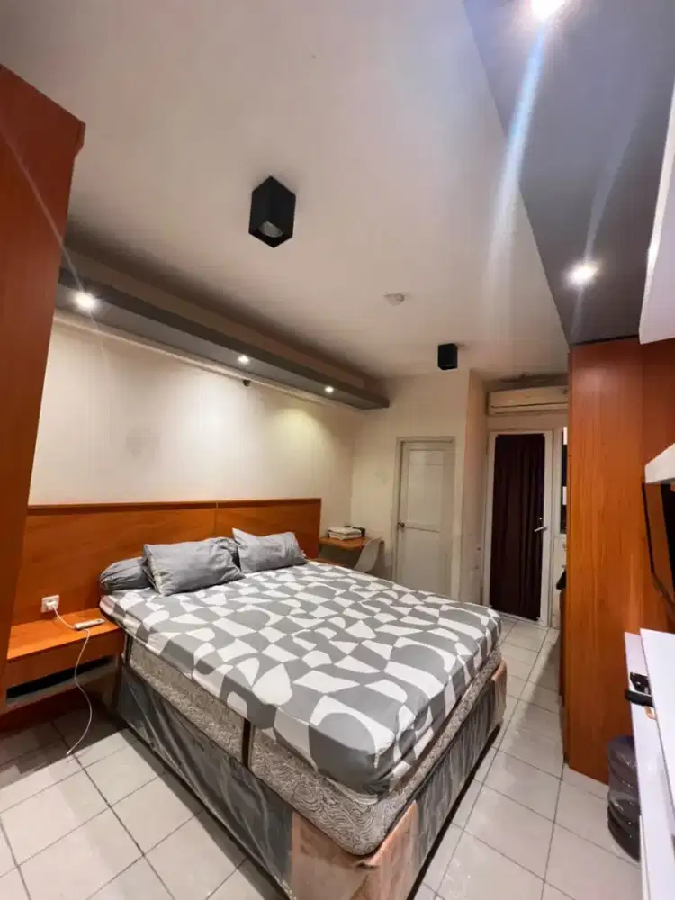 sewa apartemen harian green Pramuka city Jakarta pusat murah