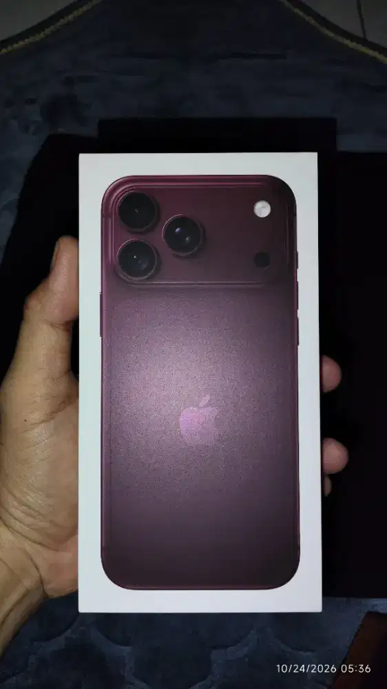 iPhone 18 Pro Max Burgundy Langka