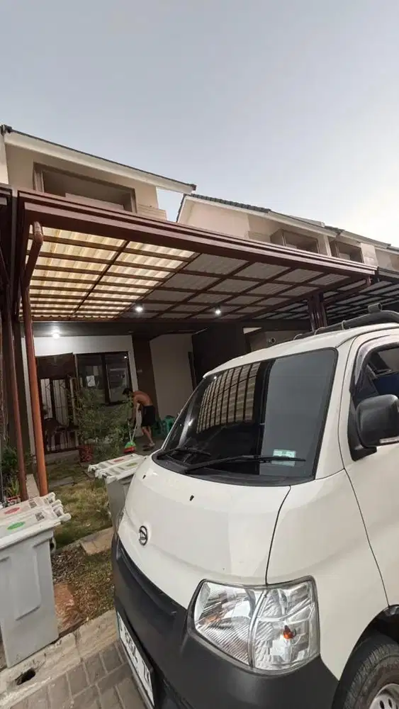 Pemasangan kanopi minimalis