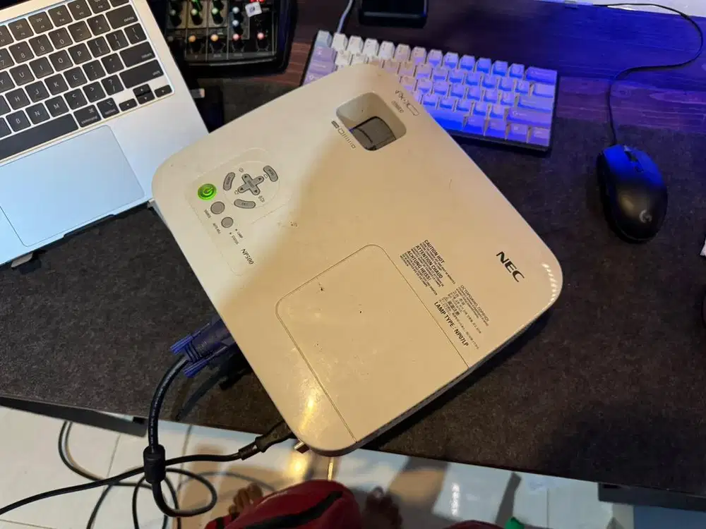 NEC TIPE NP500 DIJUAL NO HDMI
