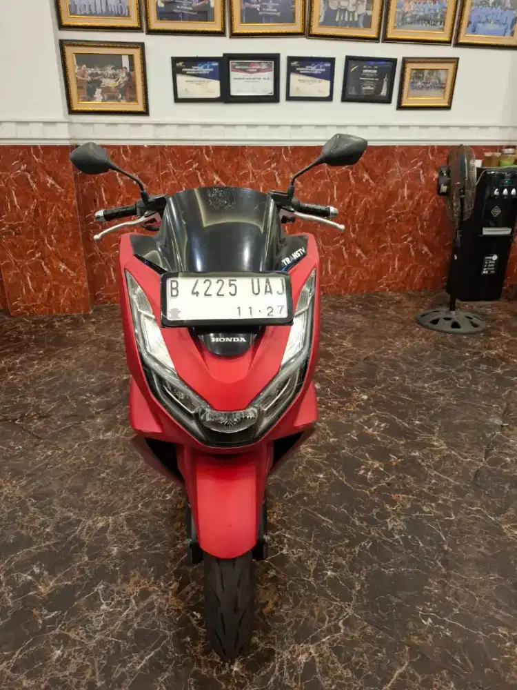 DP 1JT HONDA PCX 160 TIPE CBS TH 2022 PAJAK HIDUP MESIN HALUS