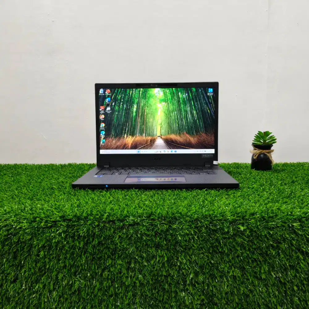 Laptop ACER TravelMate P214