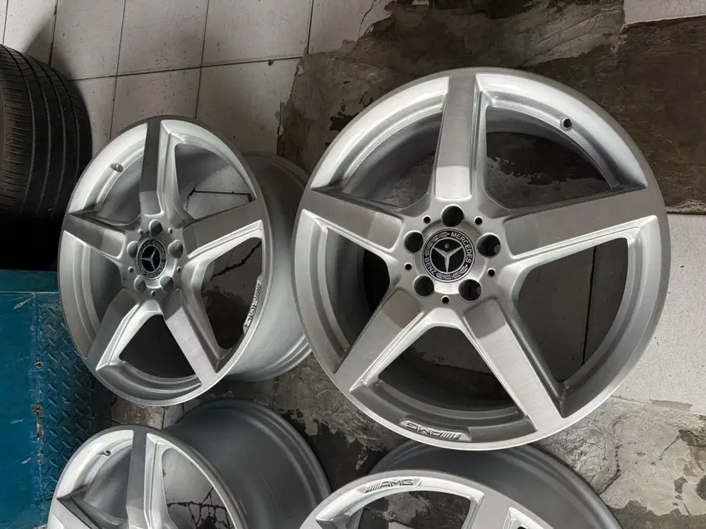 Velg Mercedes Benz AMG CLS R.19 ori