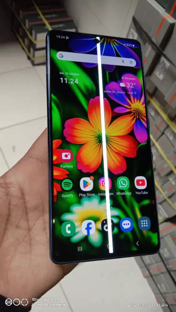 Samsung s10lite
8/128 4g