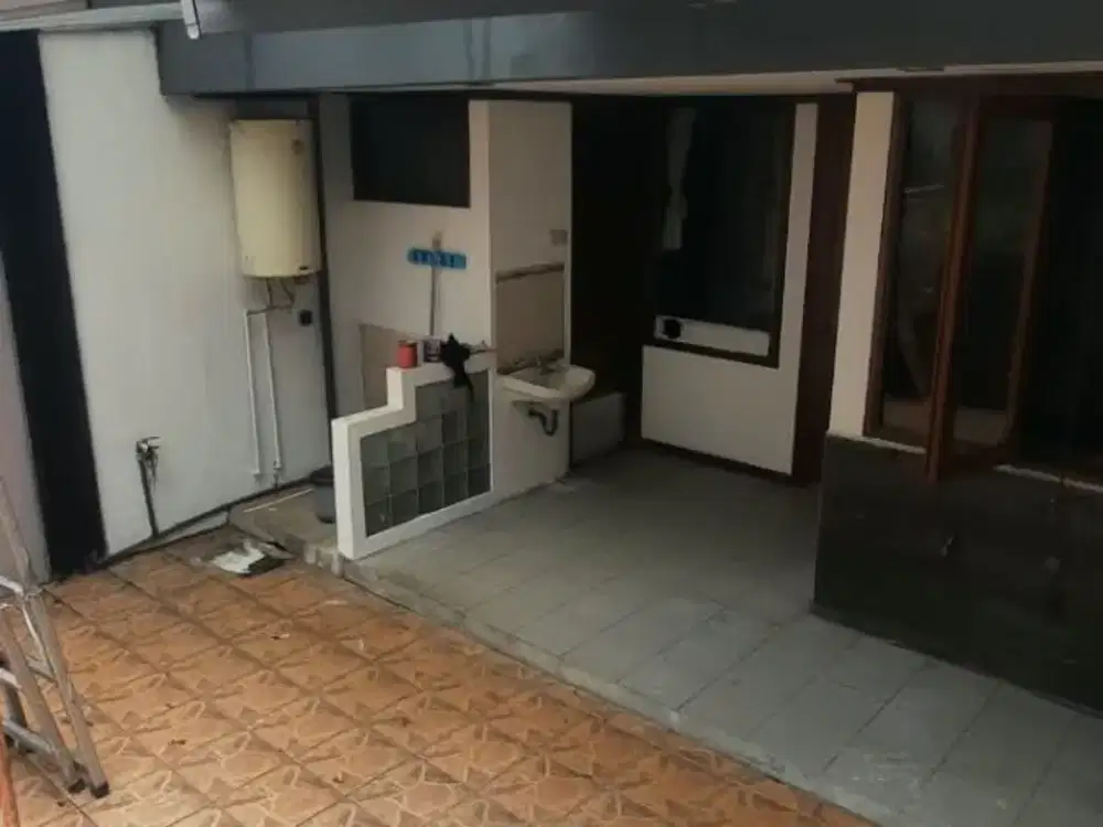 dijual rumah mewah mimimalis bagus Setra Duta Bandung