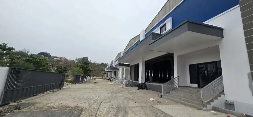 DI SEWAKAN GUDANG BARU DI KAWASAN INDUSTRI CANDI - SEMARANG BARAT