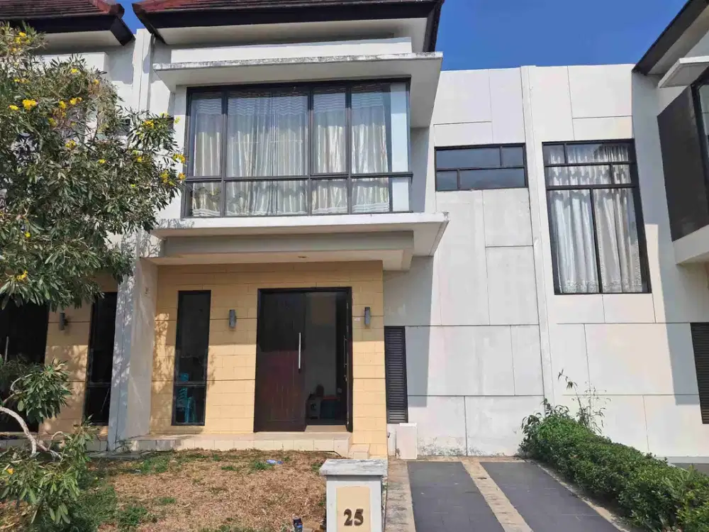 DIJUAL CEPAT RUMAH CANTIK DI HOLLAND VILLAGE, HARGA MURAH