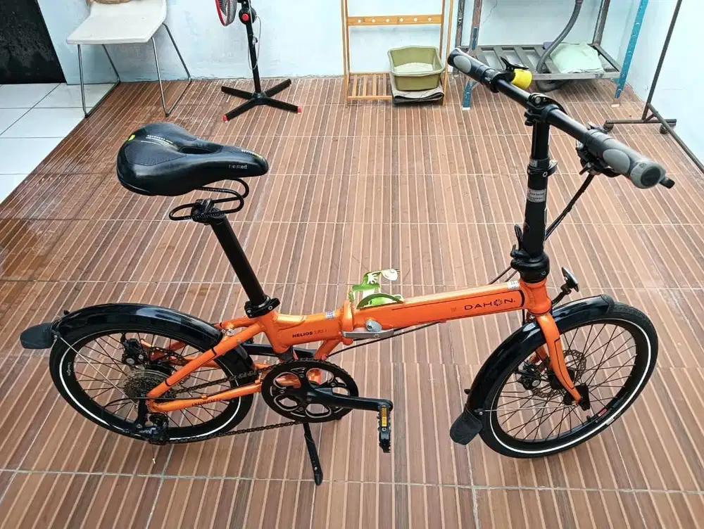 Dahon 2019 tipe Launch D8 HELIOS UR3.1 orange