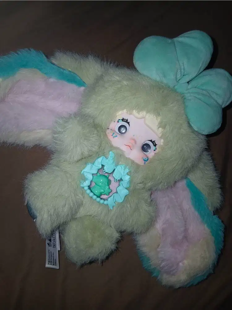 boneka nommi v6