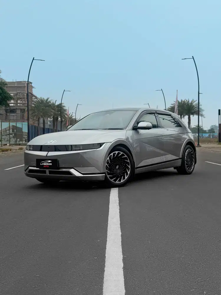 HYUNDAI IONIQ 5 EV SIGNATURE LONG RANGE 2023 MOBIL LISTRIK KM RENDAH